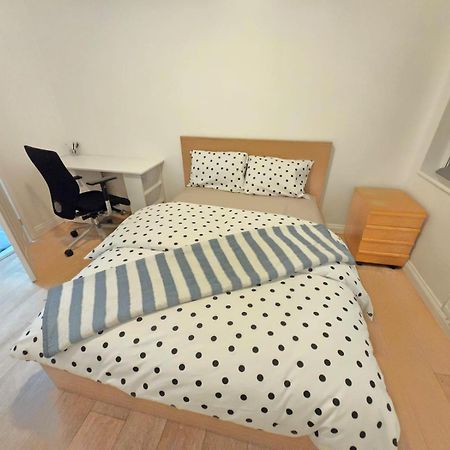 Chariss Room 5 Norwood Exteriör bild